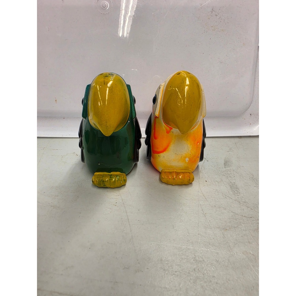 Ceramic Parrot Salt and Pepper Shakers Set Tropical Bird Green Orange Kitsch